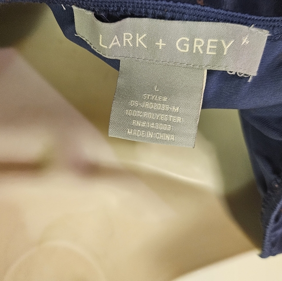 Lark + Grey Navy Blue/Brown Star Print Flutter Sleeve Midi Dress,Large - Picture 16 of 16